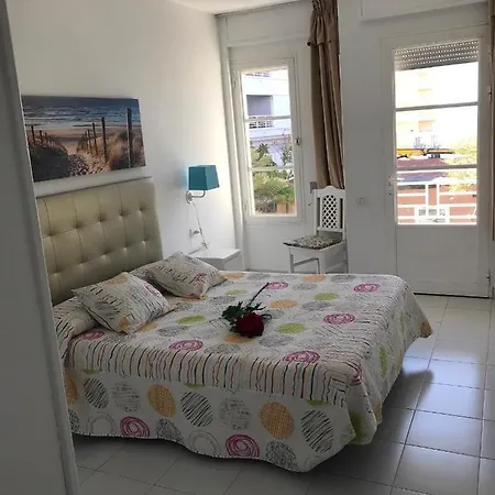 Laureles * 厄尔梅达诺